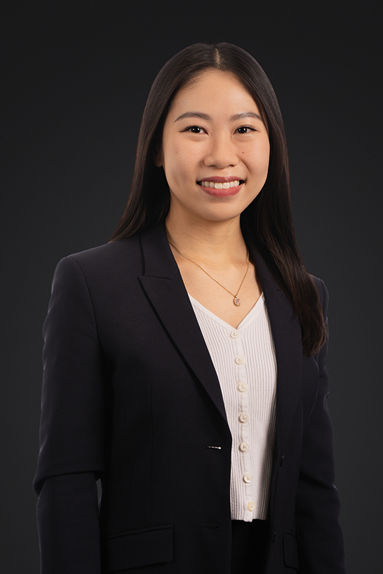 Corporate Headshot Photographer Canary Wharf